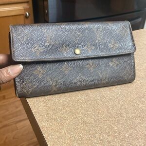 Louis Vuttion Wallet